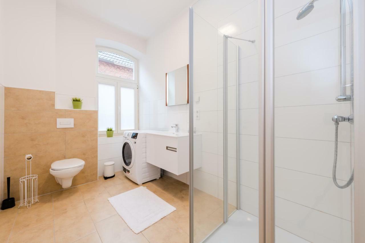 Leer Innenstadt 1 Exteriör bild